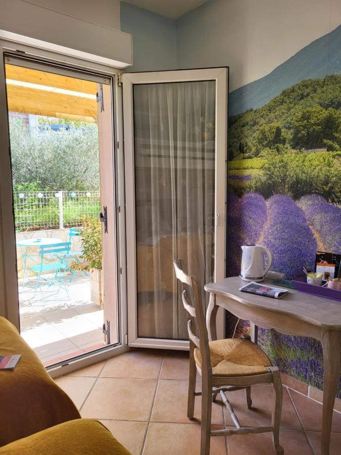 Chambre D Hotes Au Coeur Des Oliviers Marseille Exterior photo