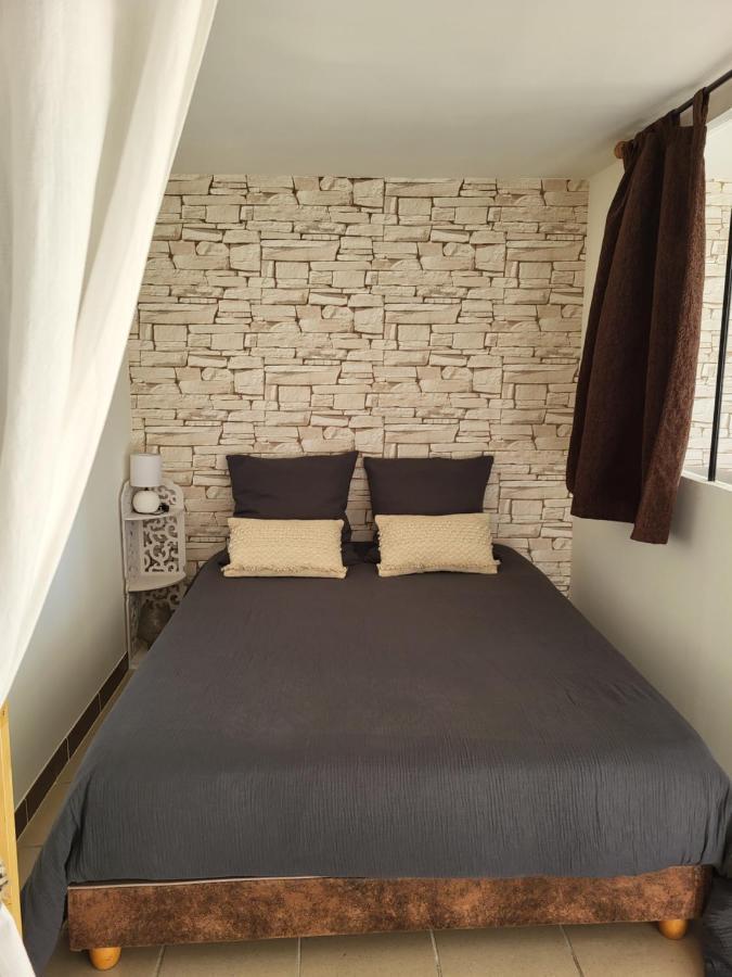 Chambre D Hotes Au Coeur Des Oliviers Marseille Exterior photo
